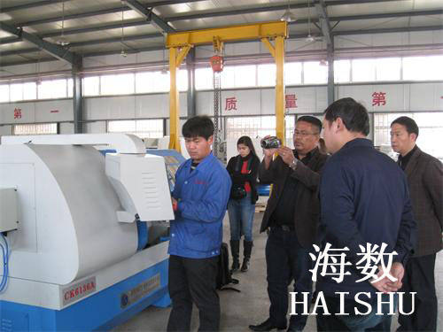 出口印尼數(shù)控車(chē)床、數(shù)控銑床,客戶(hù)驗(yàn)收順利通過(guò)